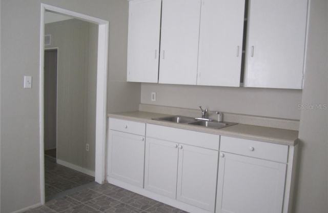 4600 19TH AVENUE S Gallery 4