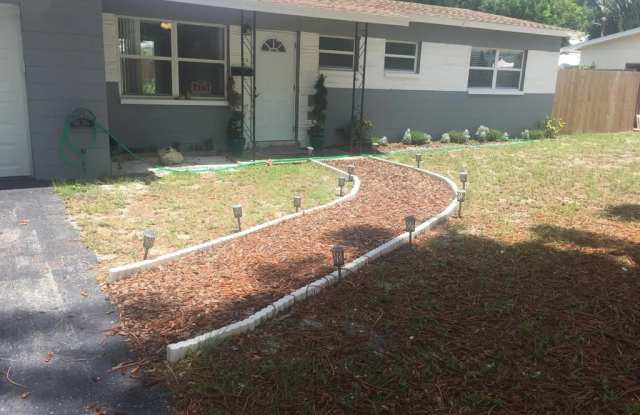 349 Dolphin Avenue Southeast - 349 Dolphin Avenue Southeast, St. Petersburg, FL 33705