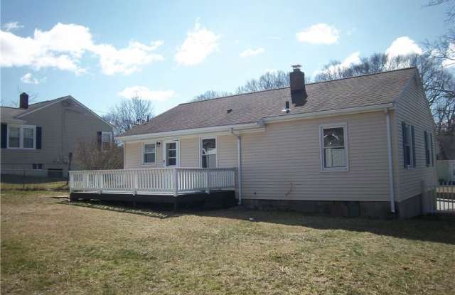112 Morse Avenue Gallery 3