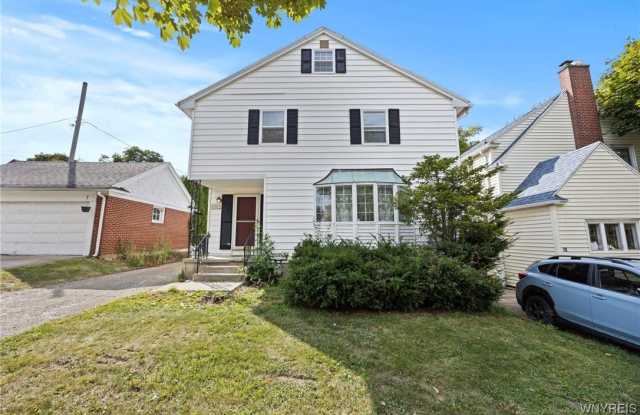 80 Capen Boulevard photos photos