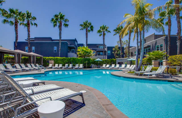 Lincoln Place Apartment Homes Gallery 1