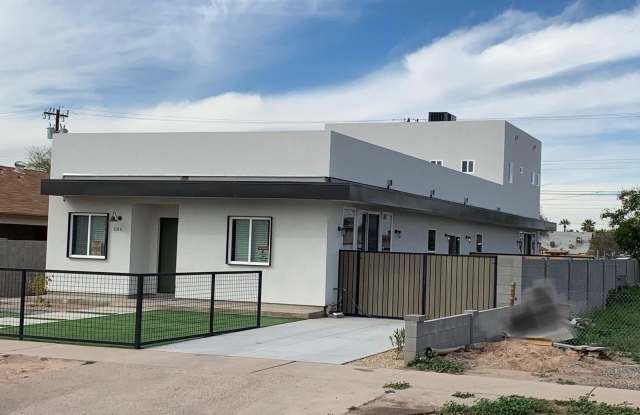 1014 E Fillmore Street - 1014 East Fillmore Street, Phoenix, AZ 85006