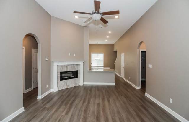 5592 Matthew Drive Gallery 3