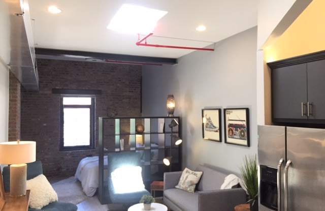 494 Seneca Avenue Gallery 3