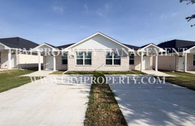 114 E Camden St - Brand New 2 Bedroom, 2 Bathroom Duplex Located in Rice, TX! photos photos 114 E Camden St - Brand New 2 Bedroom, 2 Bathroom Duplex Located in Rice, TX! photos photos