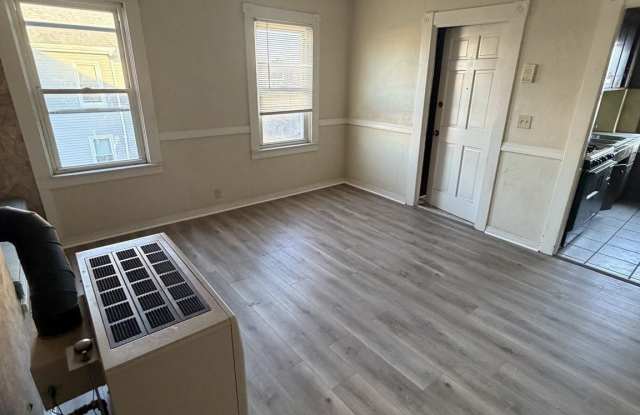 328 Sawyer Street Gallery 3