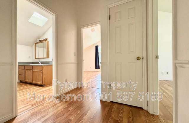 1099 Shepard Ln Gallery 4