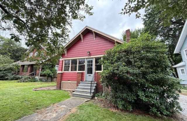 1504 Preston Avenue Gallery 3