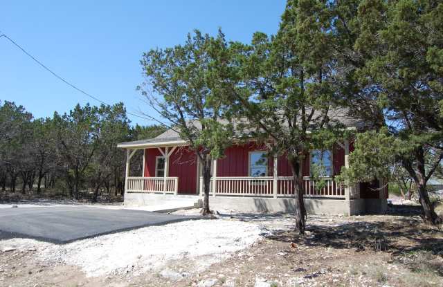 1005 Live Oak Dr Gallery 2