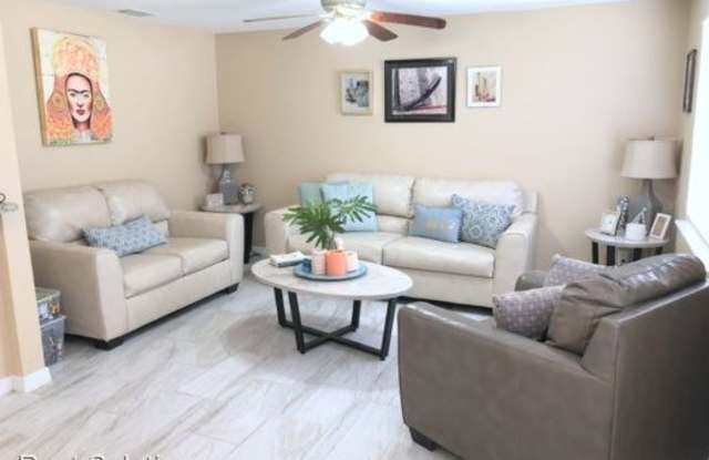 6721 Forrestvale Lane Gallery 3