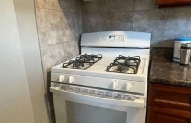 116 Union Ave Gallery 4
