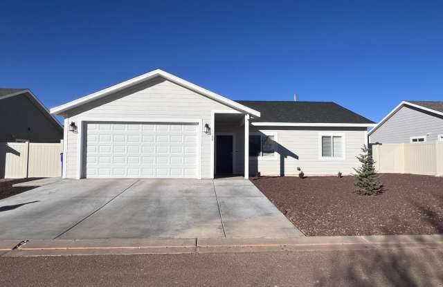 1108 E Adams Street - 1108 East Adams Street, Snowflake, AZ 85937