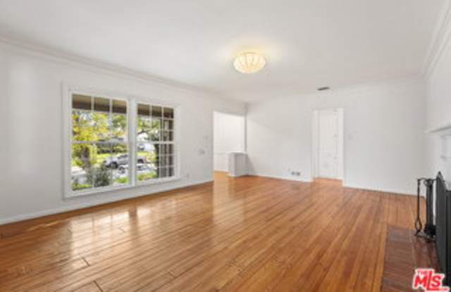 2244 Hillsboro Avenue Gallery 3