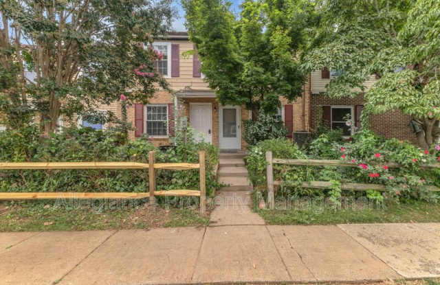 90 Adams Dr NE photos photos