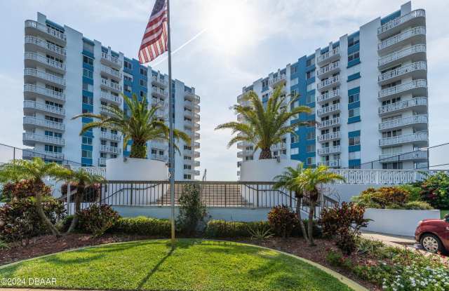 925 N Halifax Avenue unit: 410 photos photos