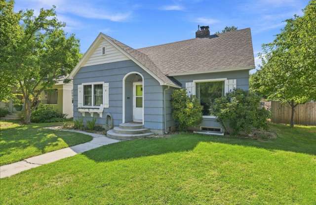 Location! Boise's North End Charm Gallery 4
