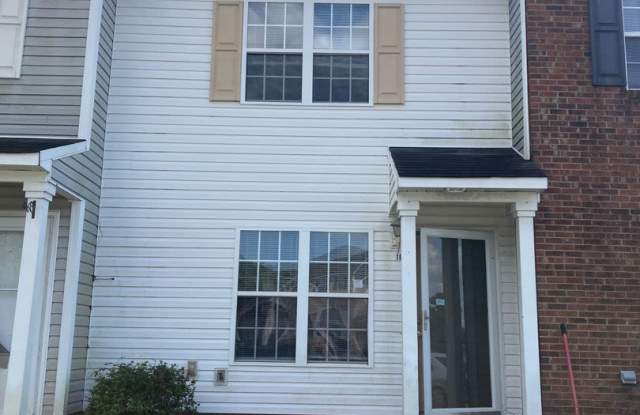 Well Maintained 2 Bedroom Townhome! photos photos