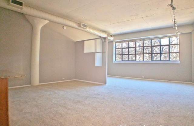 1350 Wells - 1350 Wells Street, Sandwich, IL 60548