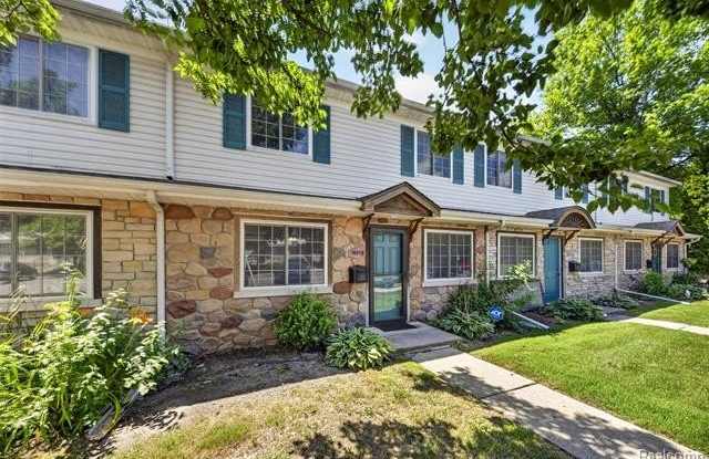 16515 Terrace Village Drive Gallery 2