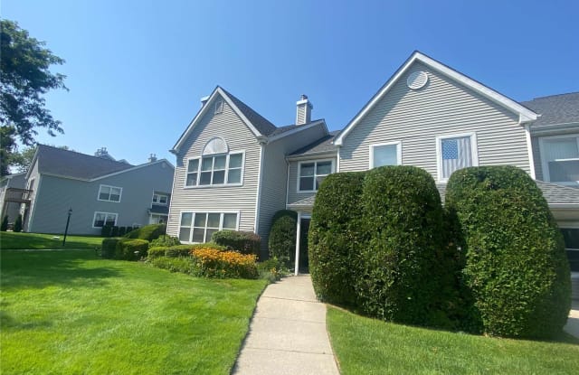 242 Windward Court N - 242 Windward Court North, Port Jefferson, NY 11777