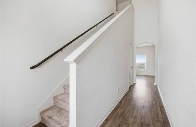 Charming Manor Home Gallery 3