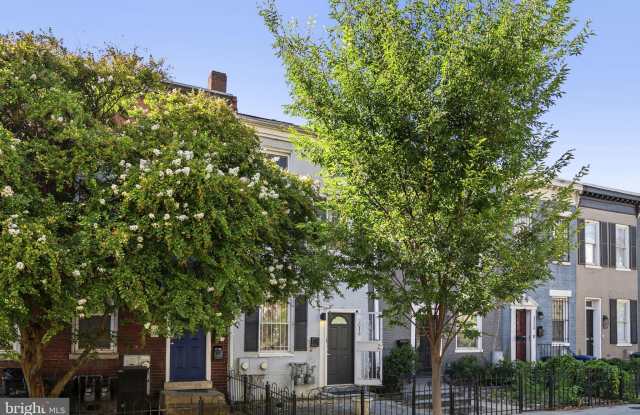 2016 10TH Street NW Gallery 2