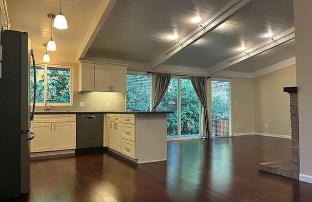 3925 Louis Road photos photos
