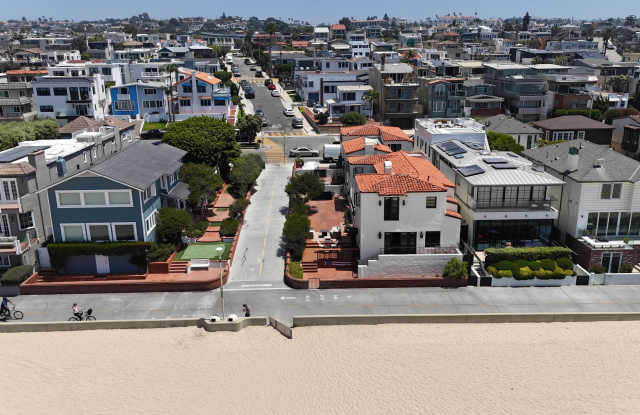 2464 Hermosa Avenue - 2 - 2464 Hermosa Avenue, Hermosa Beach, CA 90254 2464 Hermosa Avenue - 2 - 2464 Hermosa Avenue, Hermosa Beach, CA 90254