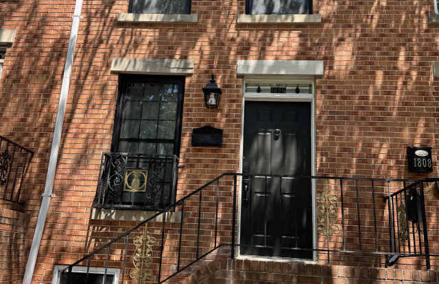 1806 E Fairmount Ave photos photos