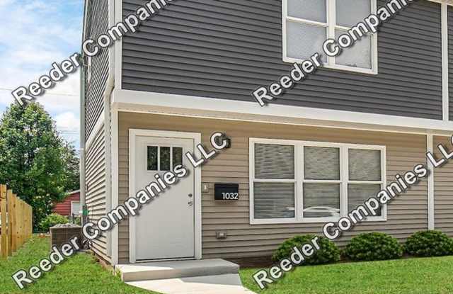 New construction 2 bedroom 1 bathroom Duplex Gallery 4