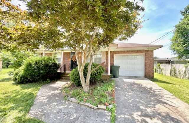 Available soon-6/9/26. Charming single-story home in the heart of Huntsville! Gallery 1