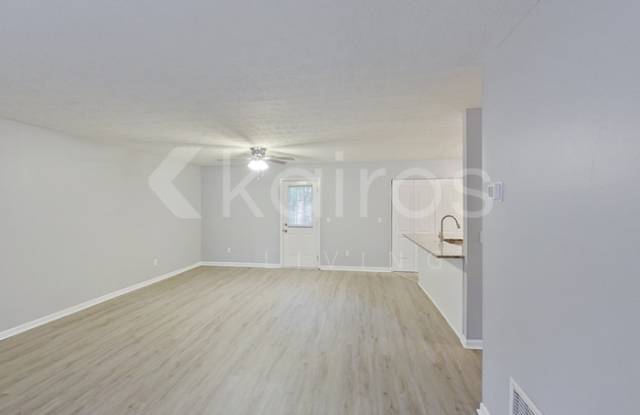 8959 Ashwood Drive Gallery 2