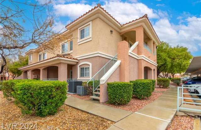352 Amber Pine Street #201 - 1 Gallery 1