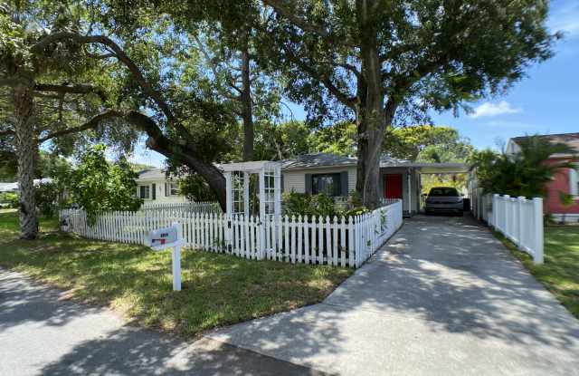 5718 13th Avenue South - 5718 13th Avenue South, Gulfport, FL 33707