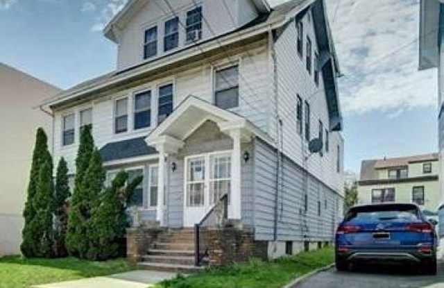 238 Custer Ave photos photos