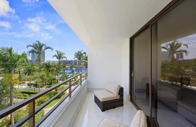 500 Three Islands Blvd photos photos