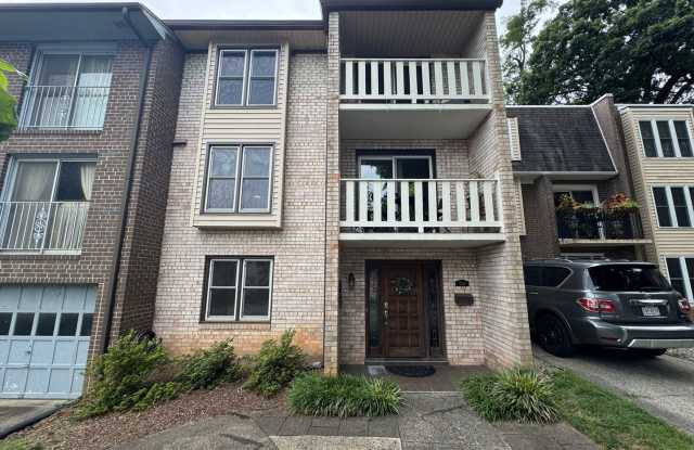 Refreshing 4 Bed 2/2 Bath End Unit Townhome With 4 Balconies photos photos