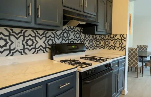 1660 Almand Creek Drive Southwest photos photos