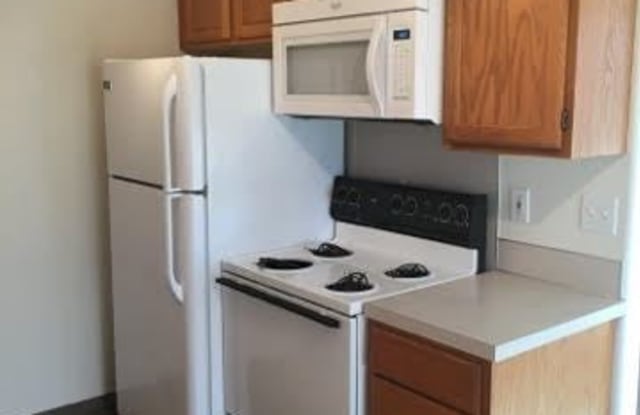 1020 SE Parkcrest B14 - 1020 SE Park Crest Ave, Vancouver, WA 98683