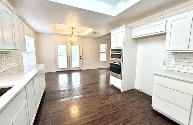 1608 Southern Hills Drive Gallery 4