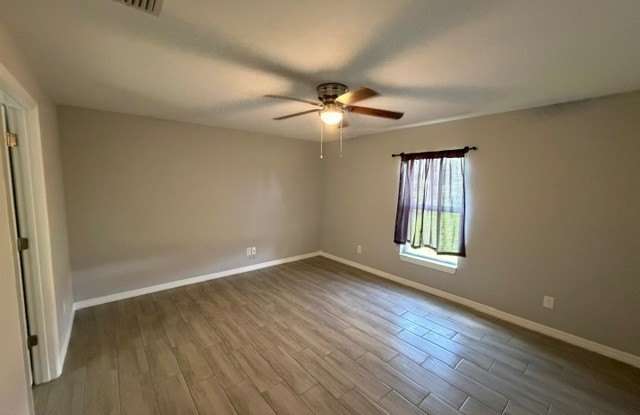 3010 67th Street W Gallery 4