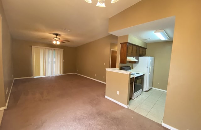 8325 COUNTRY WALK DR Gallery 2