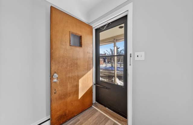 23 West Burdick Street - 4 photos photos