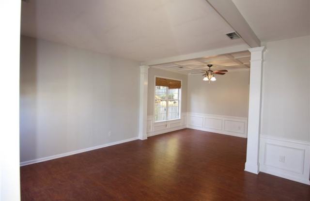 6395 Whirlaway Drive Gallery 2