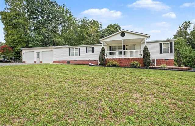 2298 Ray Loop Road Gallery 1