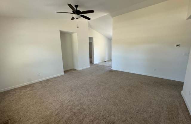 Newer Sutherlin 3 Bedroom Home in New Development Gallery 3