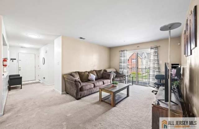 726 Cedar Court Gallery 3
