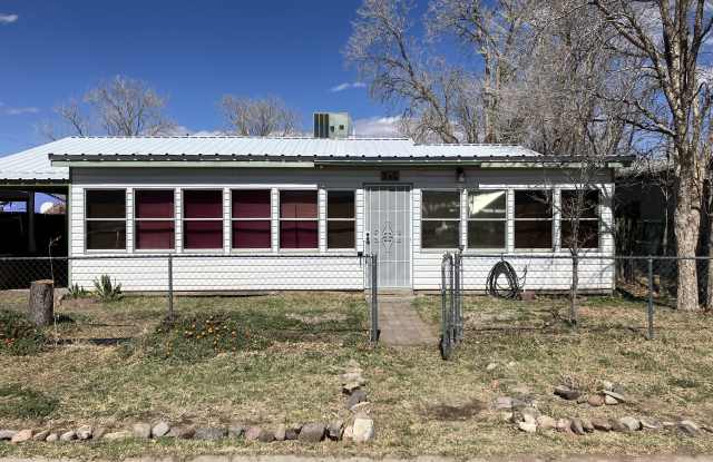 713 Charles Avenue photos photos