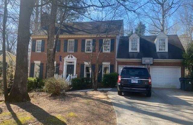 1005 New Dover Road photos photos