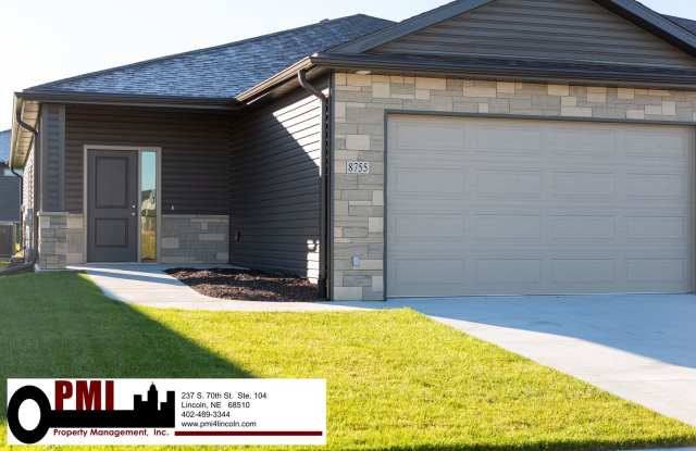 NEW! 3 Bedroom 3 Bathroom Town Home Gallery 1